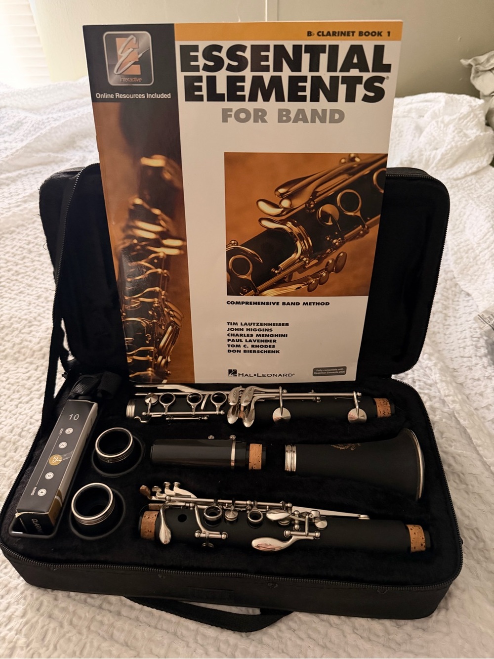 Rhythm. Black Clarinet with Silver Keys and Accessories